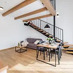 Losov Apartment
