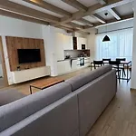 Losov Apartment