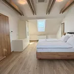 Losov Apartment *